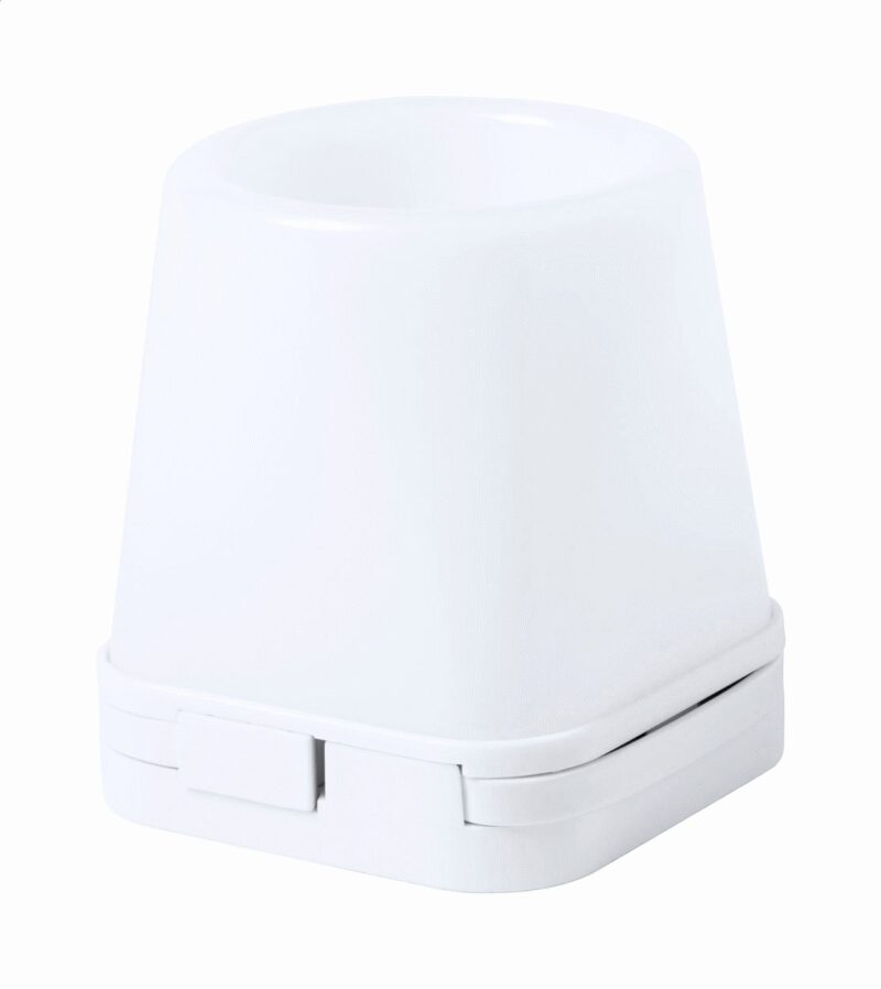 Lumeo pen holder with USB hub